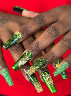 Sculpted green Christmas tree nails